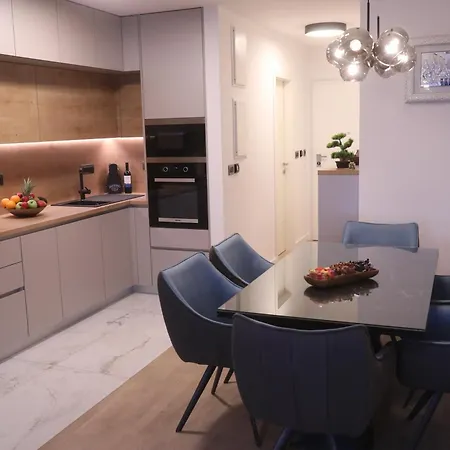 Harmony Luxe Private Garage And Terrace Апартаменты
