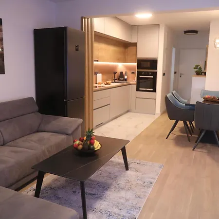 Апартаменты Harmony Luxe Private Garage And Terrace Сплит